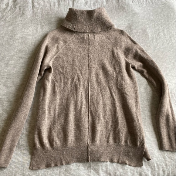 Cynthia Rowley wool sweater - Picture 3 of 3